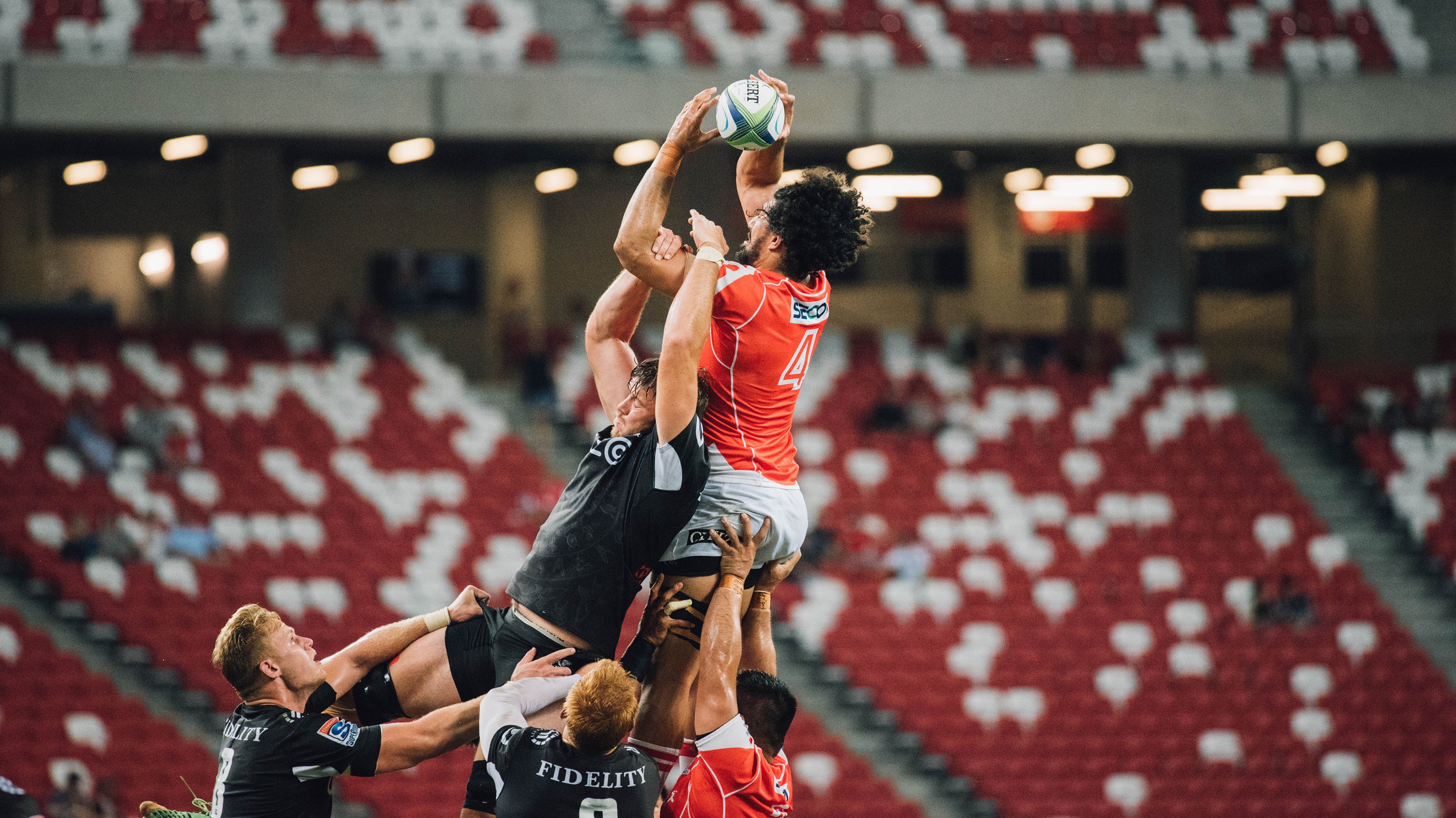 开云中国大陆-“亚戈·卡尔曼：攻防兼备的橄榄球天才，成就阿根廷美洲狮队辉煌未来”